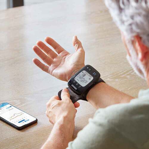 Omron RS7 Intelli IT Handg.Blutd.Messg.HEM-6232T-E - 10